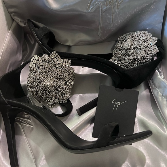 Giuseppe Zanotti sandals - Picture 2 of 3